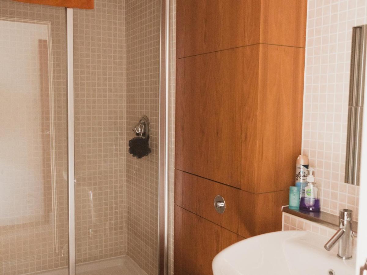Pass The Keys Lovely 2-Bed Flat Glasgow Harbour Free Parking Luaran gambar